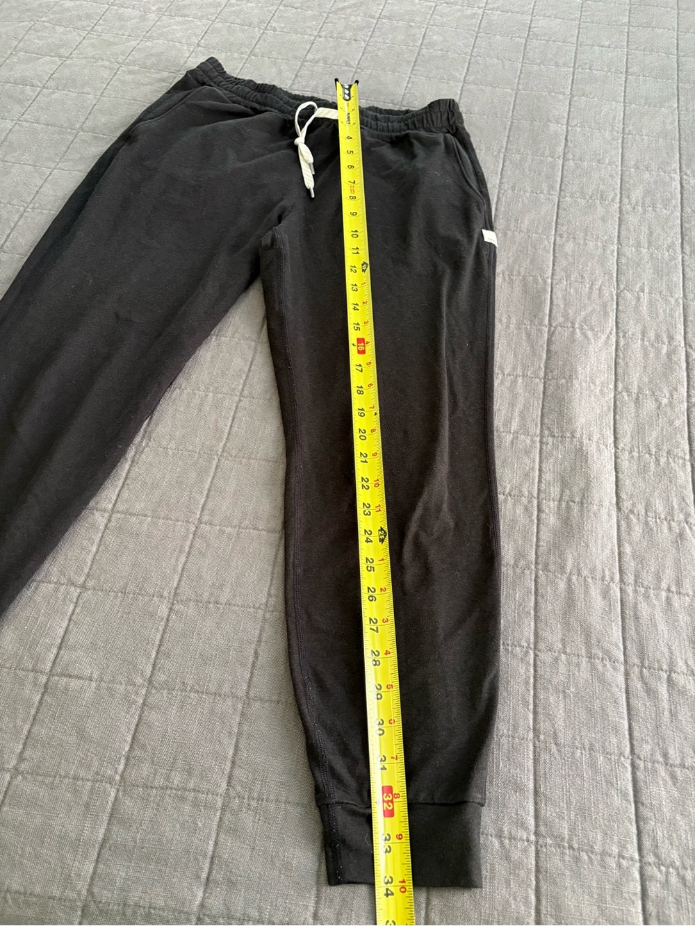 VUORI Women's Performance Joggers - Picture 4 of 8